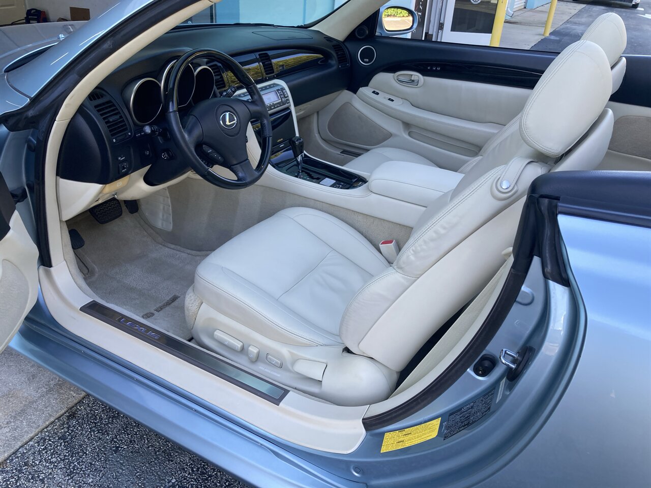 2004 Lexus SC 430 - Photo 14 - Stuart, FL 34997