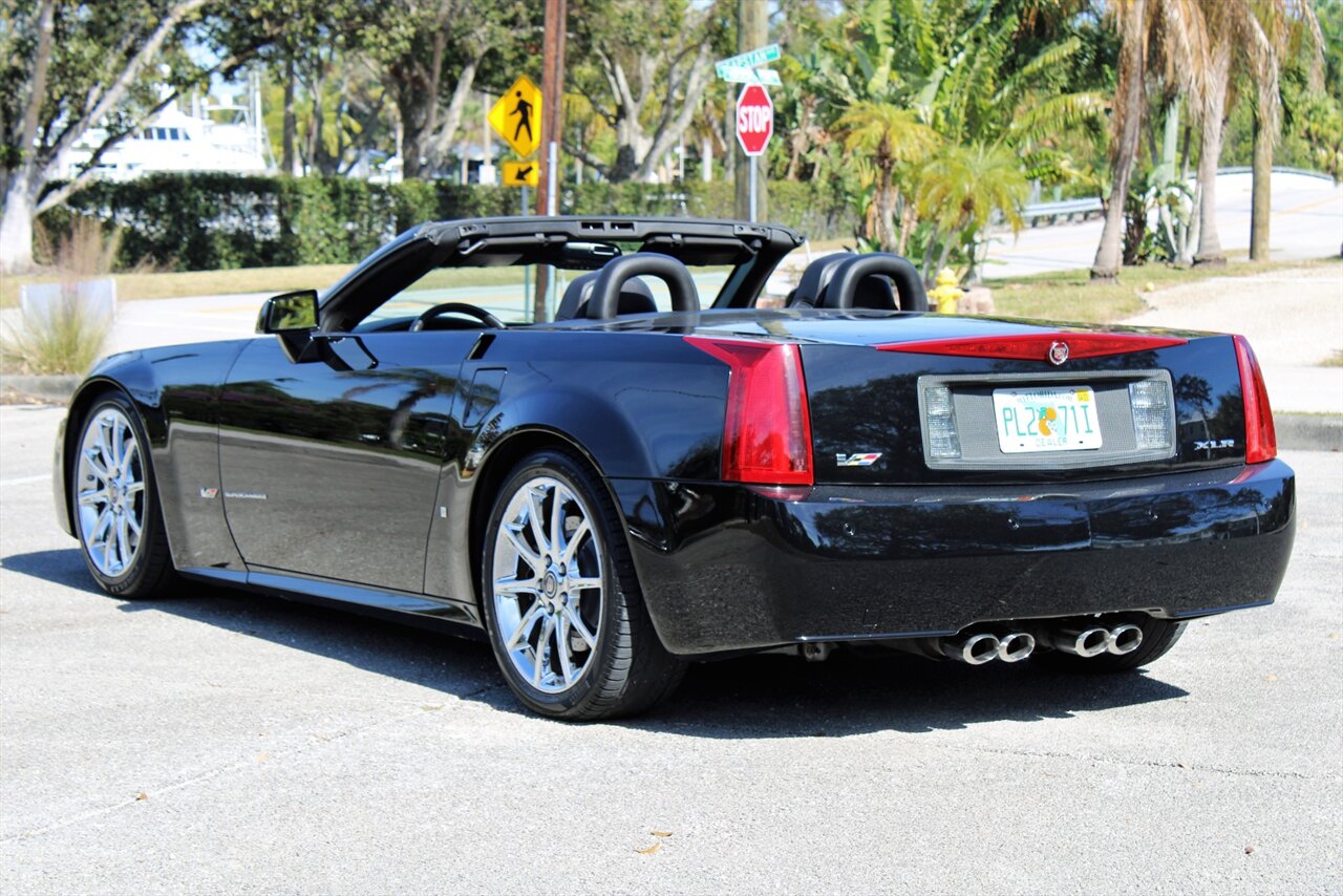 2008 Cadillac XLR-V   - Photo 12 - Stuart, FL 34997