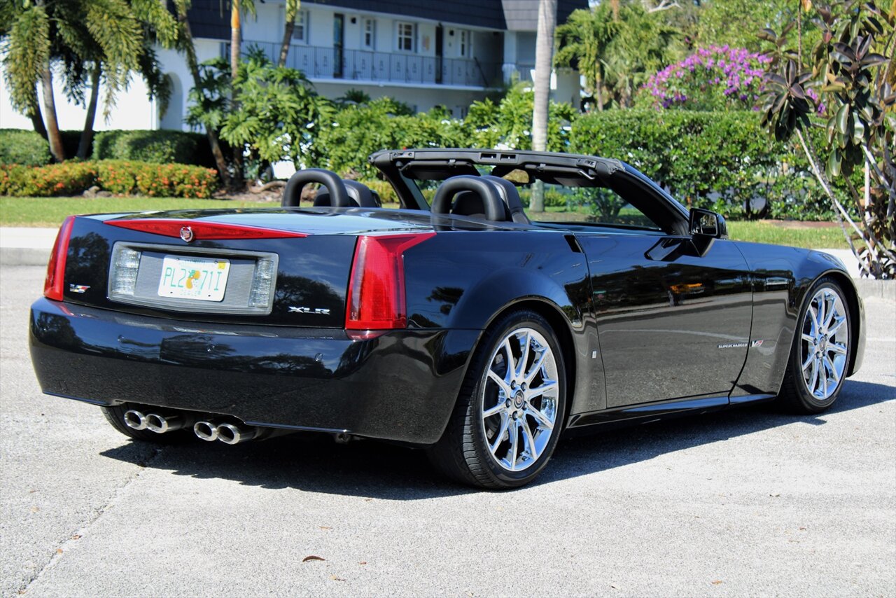 2008 Cadillac XLR-V   - Photo 13 - Stuart, FL 34997