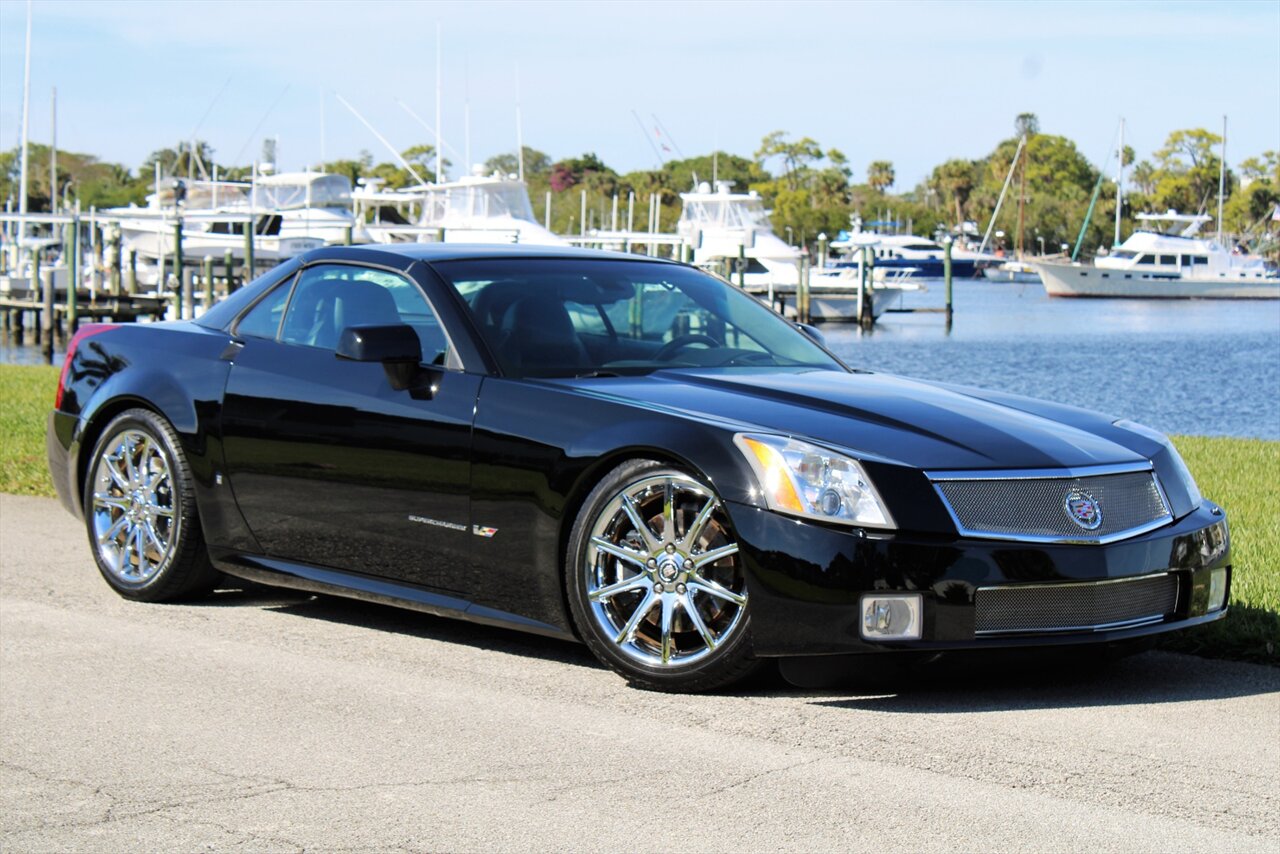 2008 Cadillac XLR-V   - Photo 4 - Stuart, FL 34997