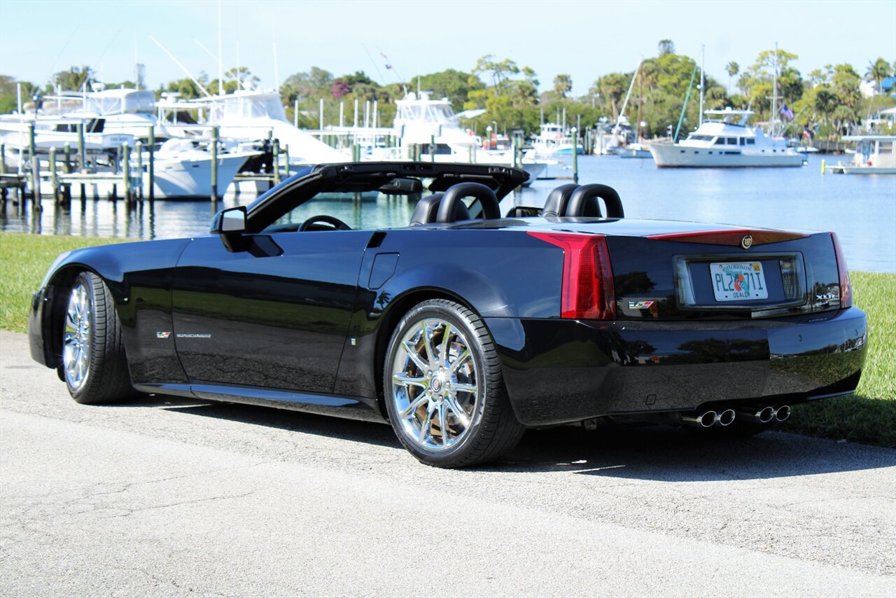 2008 Cadillac XLR-V   - Photo 5 - Stuart, FL 34997