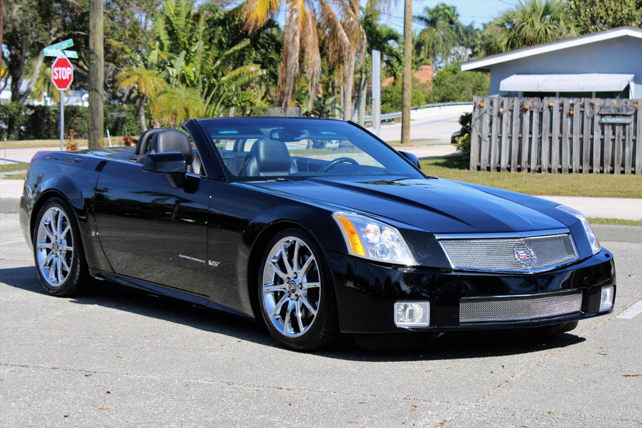 2008 Cadillac XLR-V   - Photo 10 - Stuart, FL 34997