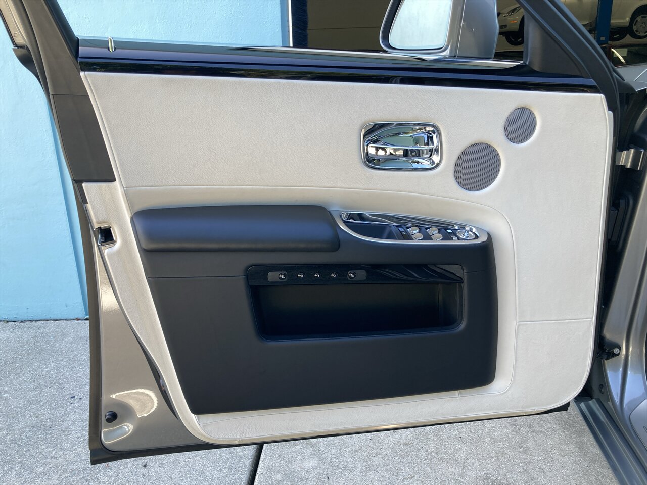 2016 Rolls-Royce Ghost - Photo 45 - Stuart, FL 34997