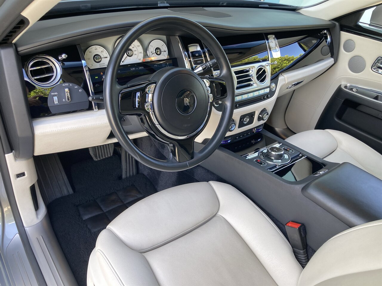 2016 Rolls-Royce Ghost - Photo 23 - Stuart, FL 34997