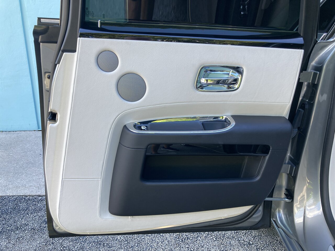 2016 Rolls-Royce Ghost - Photo 49 - Stuart, FL 34997