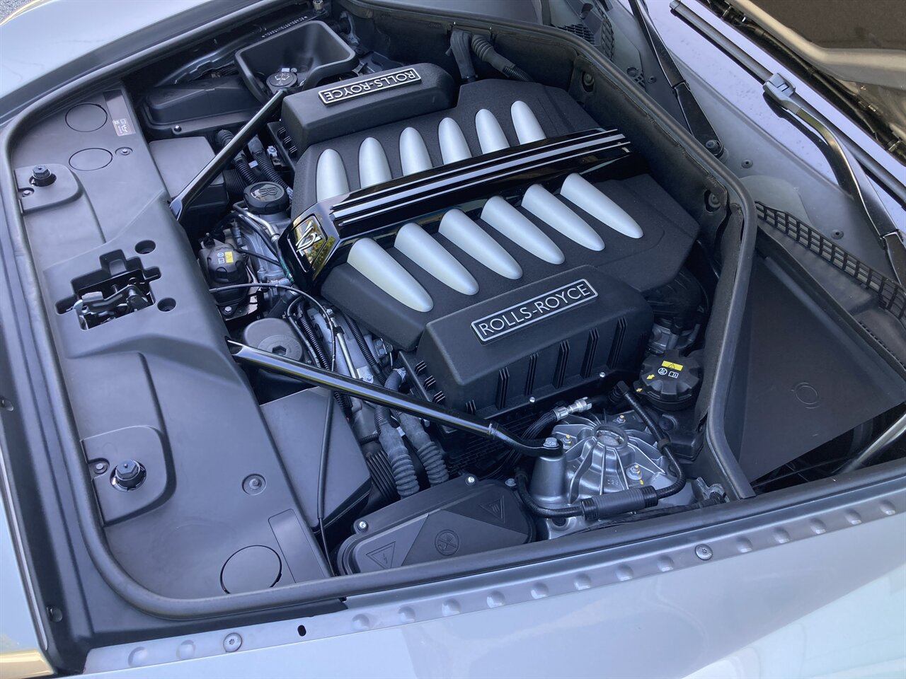 2016 Rolls-Royce Ghost - Photo 54 - Stuart, FL 34997
