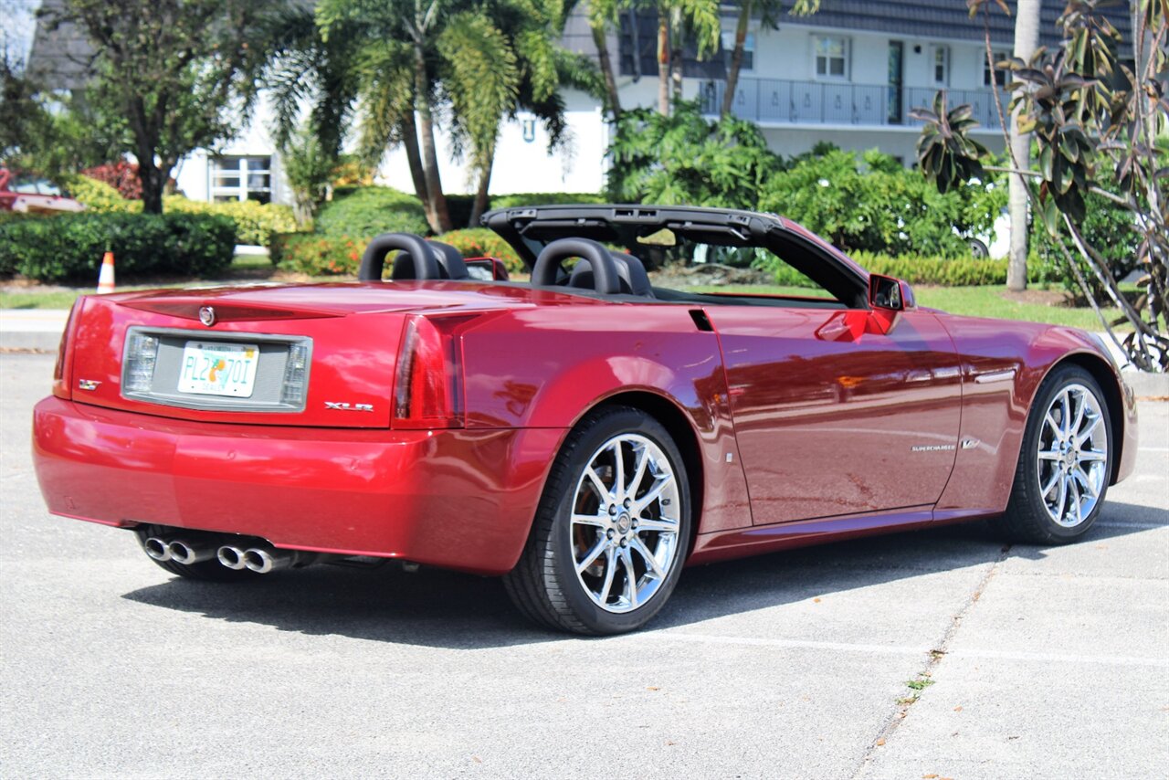 2008 Cadillac XLR-V   - Photo 13 - Stuart, FL 34997