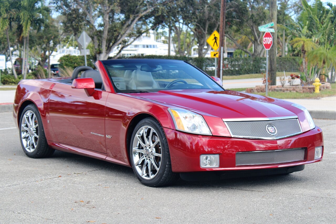 2008 Cadillac XLR-V   - Photo 10 - Stuart, FL 34997