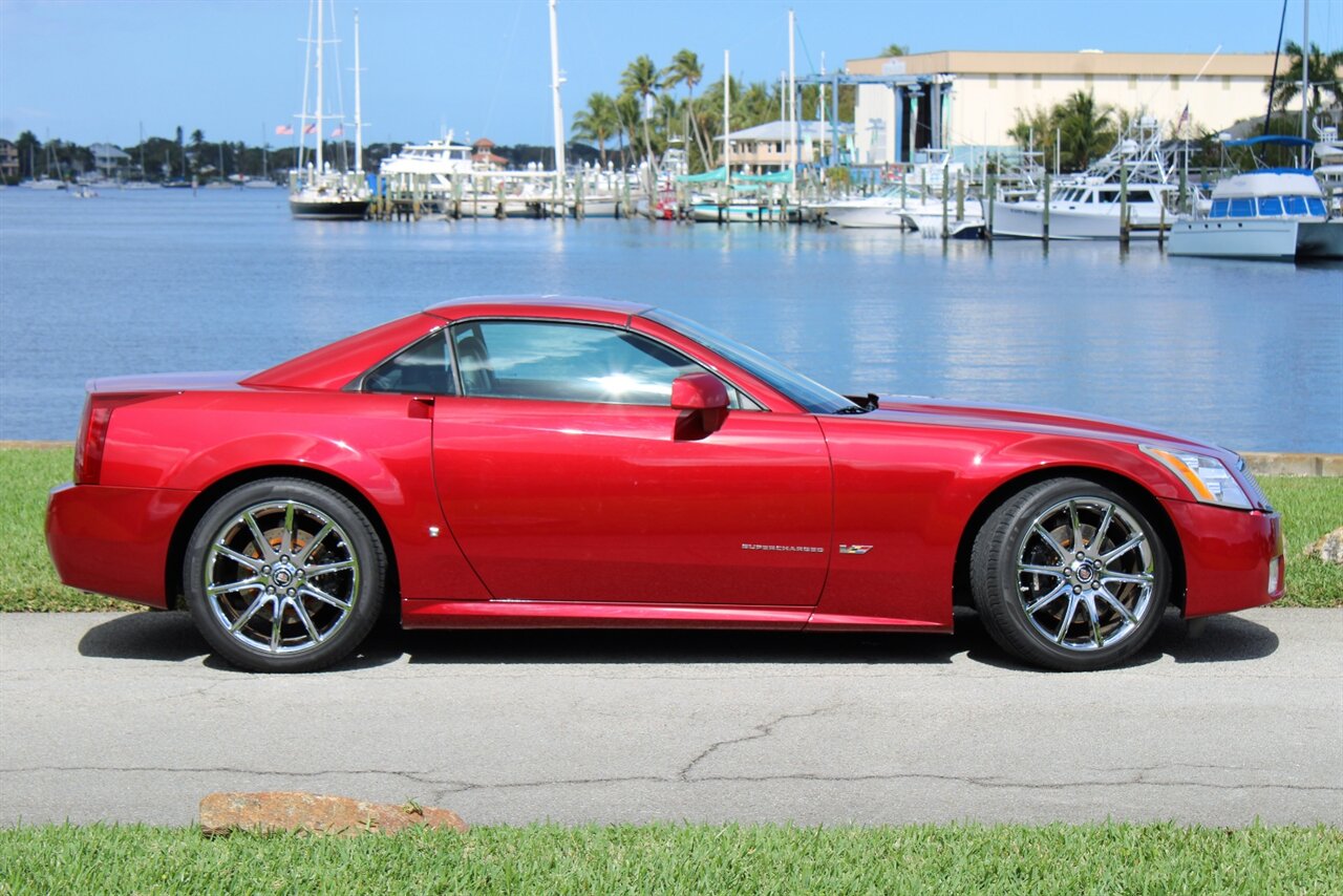 2008 Cadillac XLR-V   - Photo 7 - Stuart, FL 34997