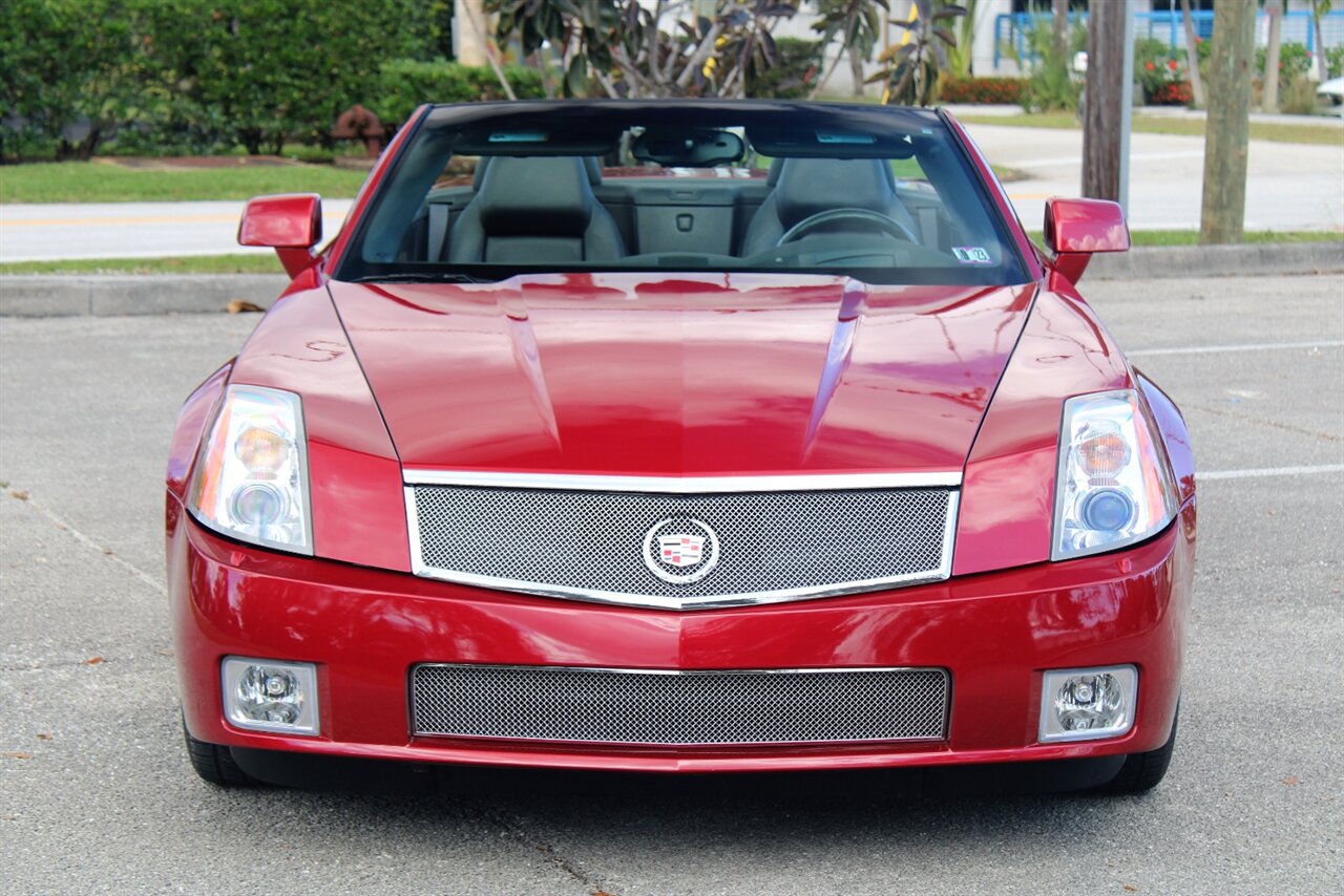 2008 Cadillac XLR-V   - Photo 8 - Stuart, FL 34997