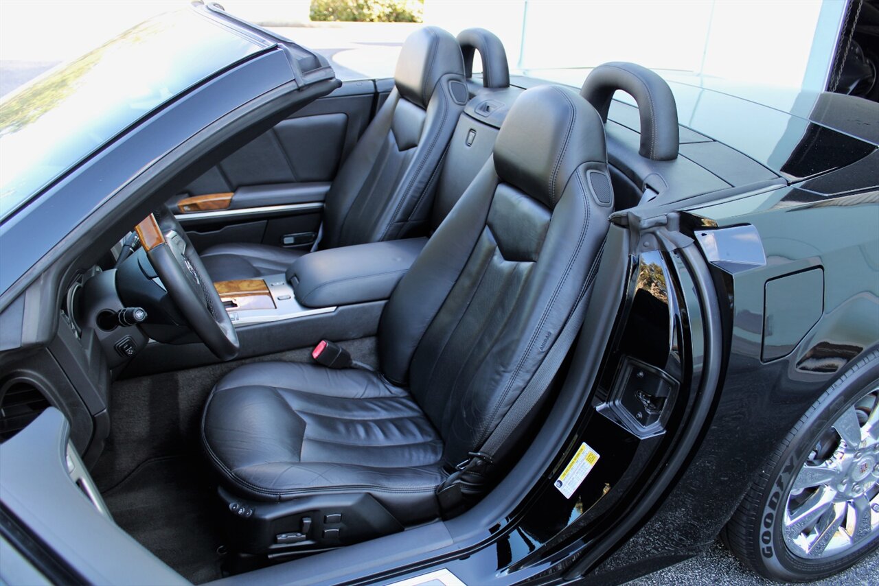 2009 Cadillac XLR Platinum   - Photo 15 - Stuart, FL 34997