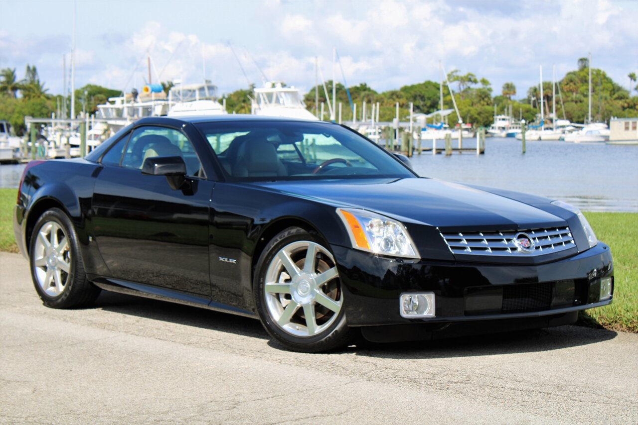 2007 Cadillac XLR   - Photo 3 - Stuart, FL 34997