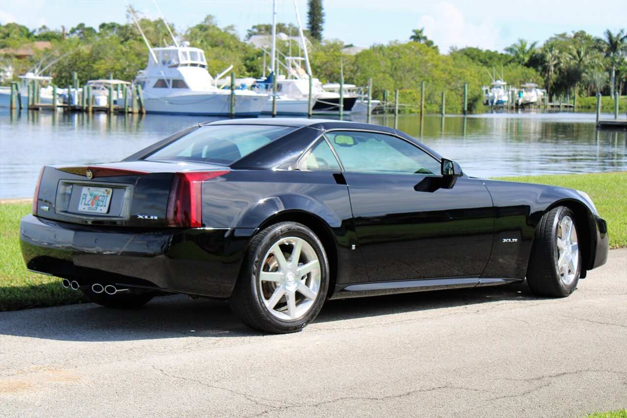 2007 Cadillac XLR   - Photo 2 - Stuart, FL 34997