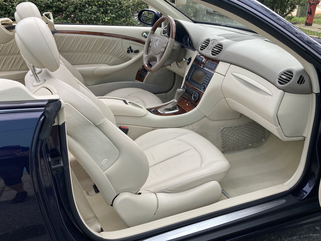 2009 Mercedes-Benz CLK CLK 550   - Photo 19 - Stuart, FL 34997