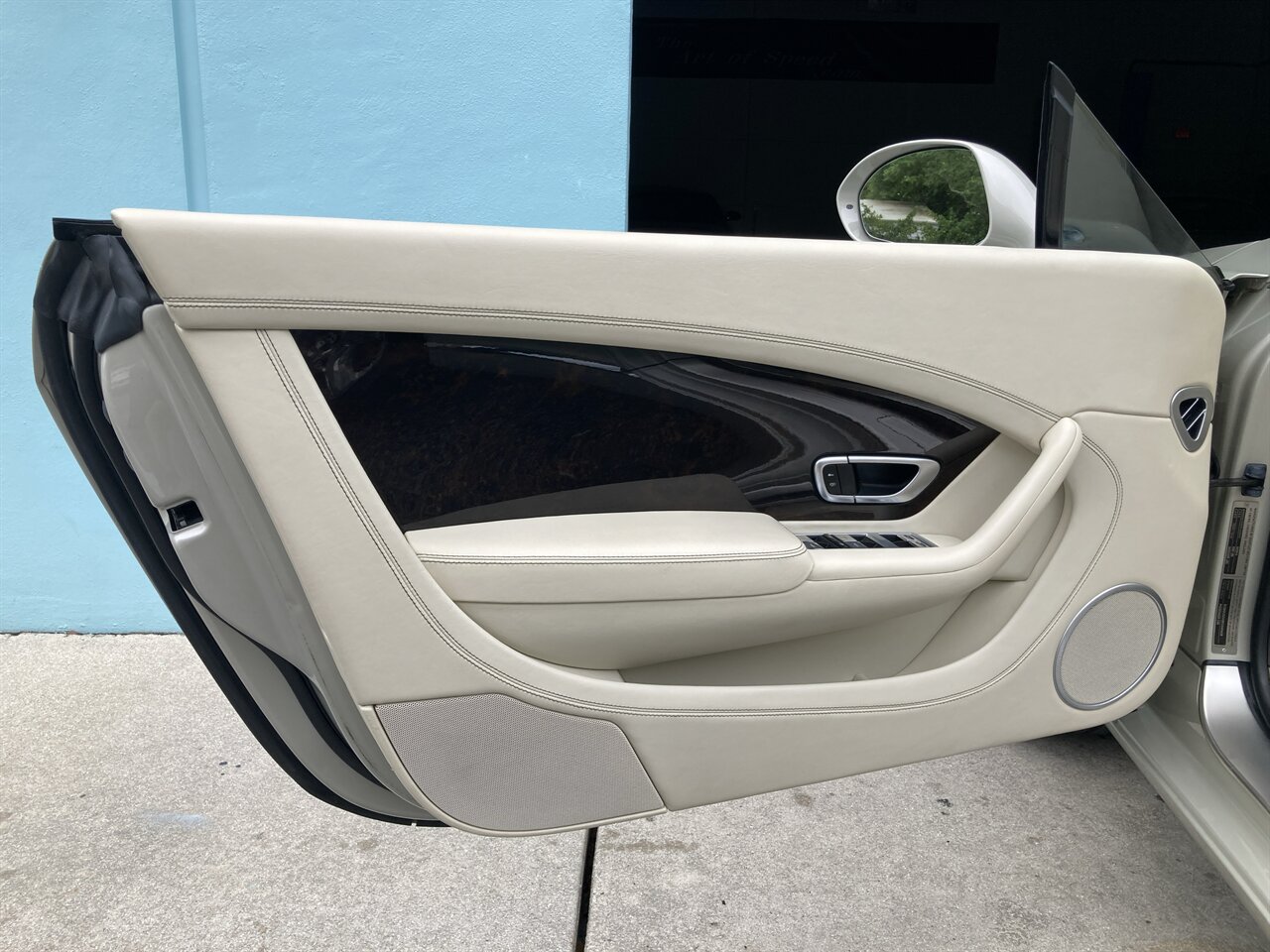 2014 Bentley Continental GTC Mulliner   - Photo 29 - Stuart, FL 34997