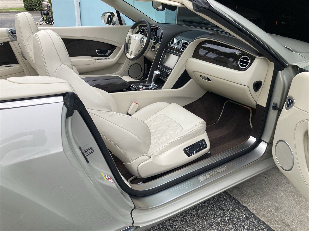 2014 Bentley Continental GTC Mulliner   - Photo 17 - Stuart, FL 34997