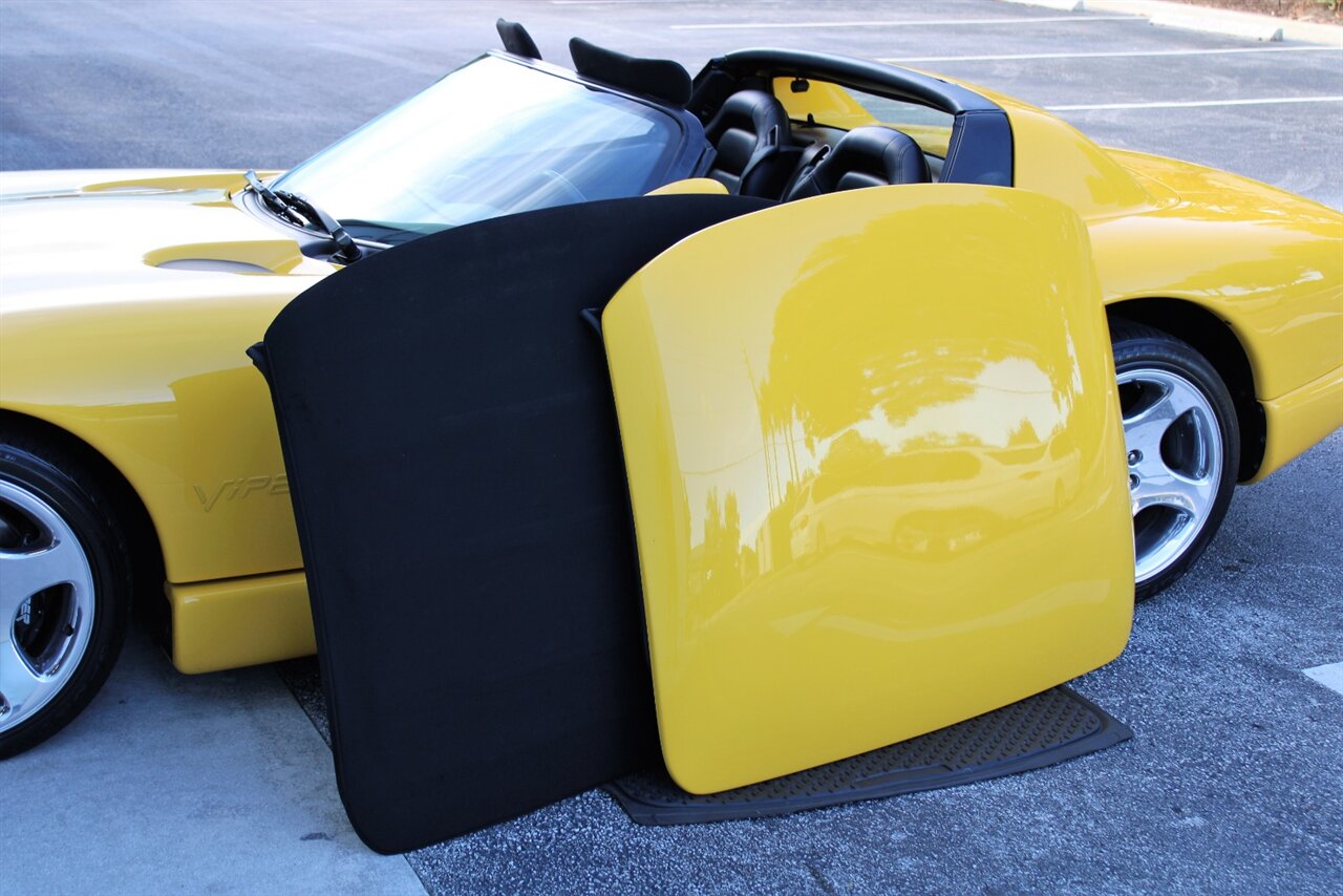 2002 Dodge Viper RT/10 - Photo 28 - Stuart, FL 34997