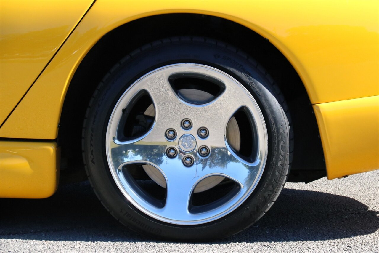 2002 Dodge Viper RT/10 - Photo 35 - Stuart, FL 34997