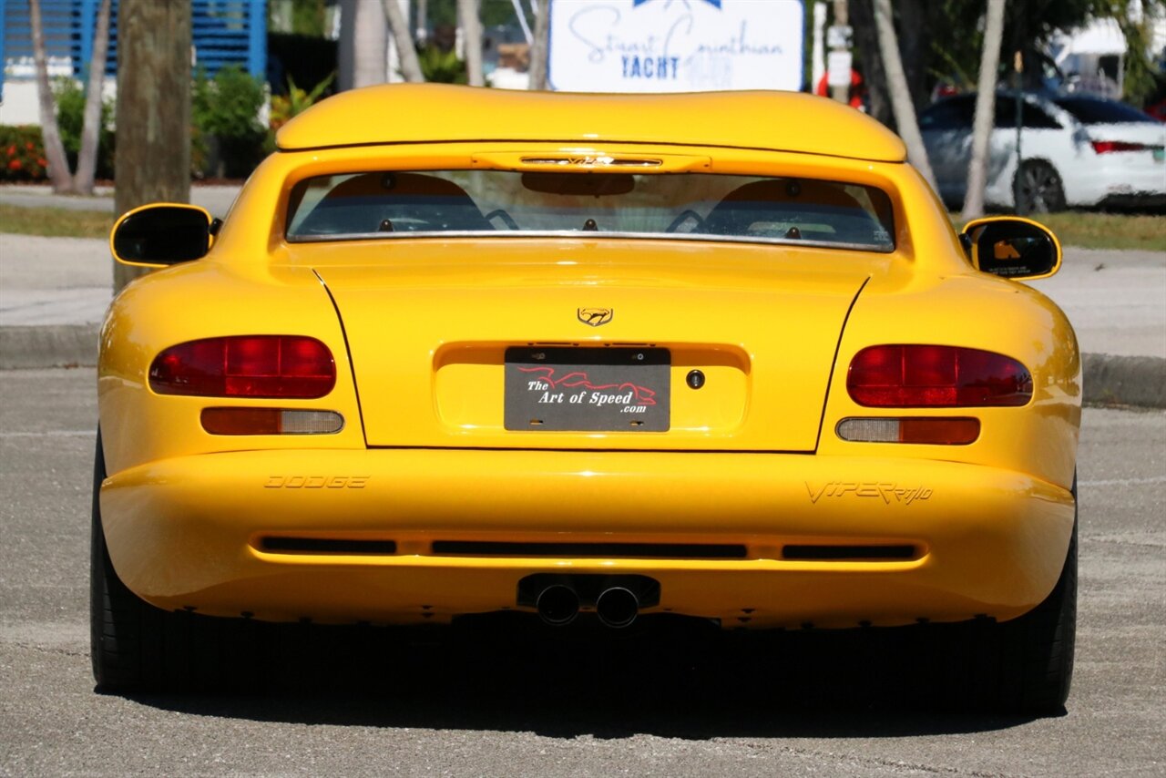2002 Dodge Viper RT/10 - Photo 9 - Stuart, FL 34997