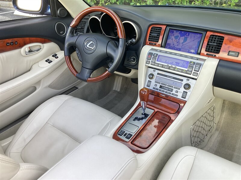 2006 Lexus SC 430  