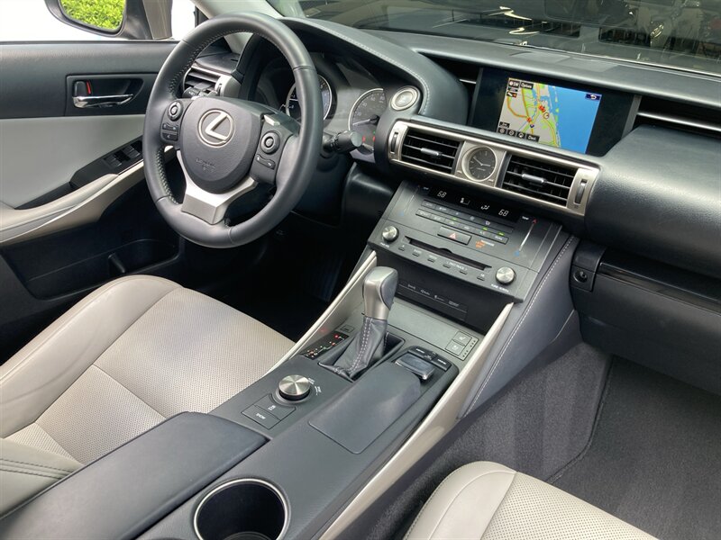 2015 Lexus IS 350  