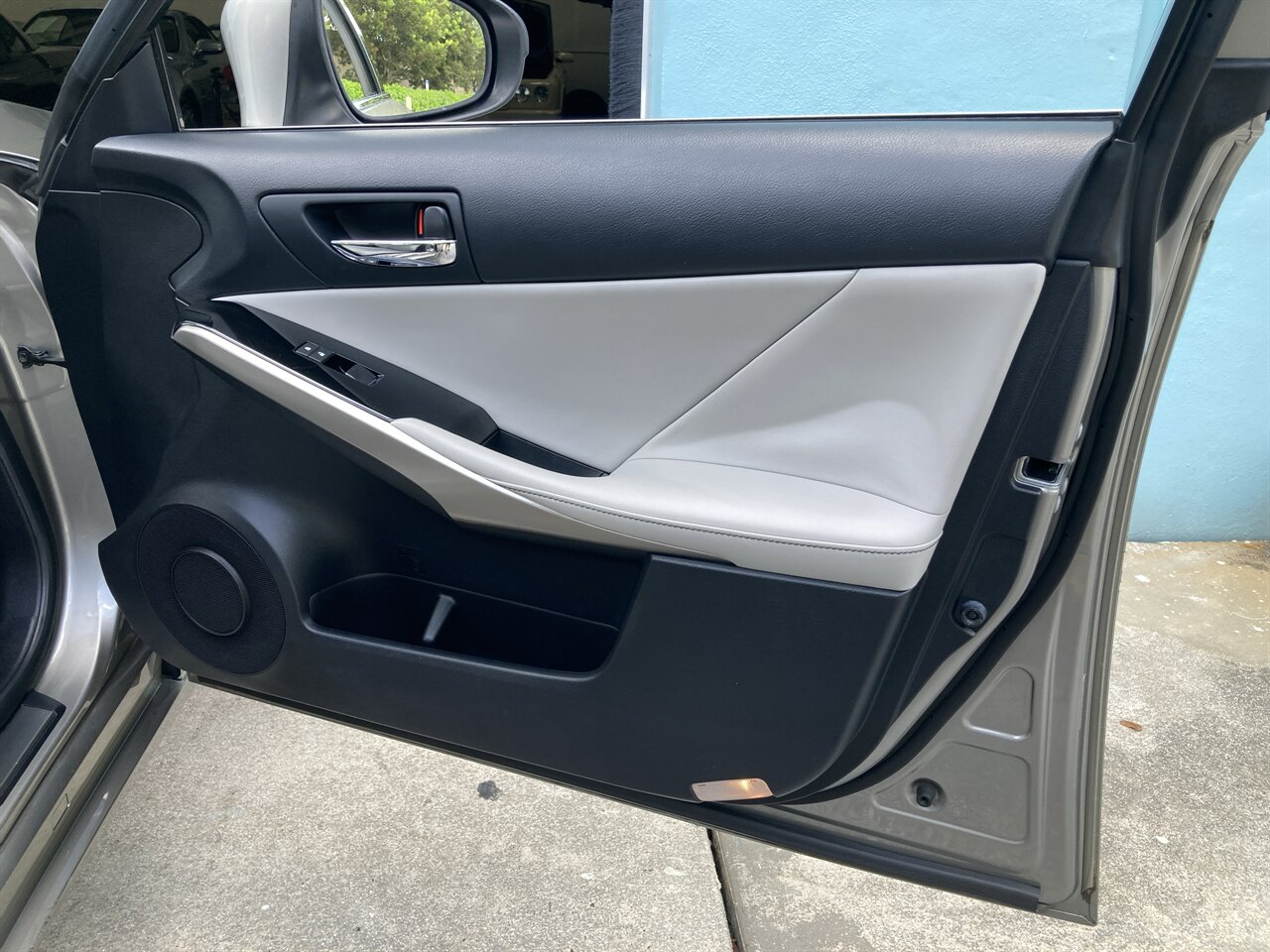 2015 Lexus IS 350 - Photo 36 - Stuart, FL 34997