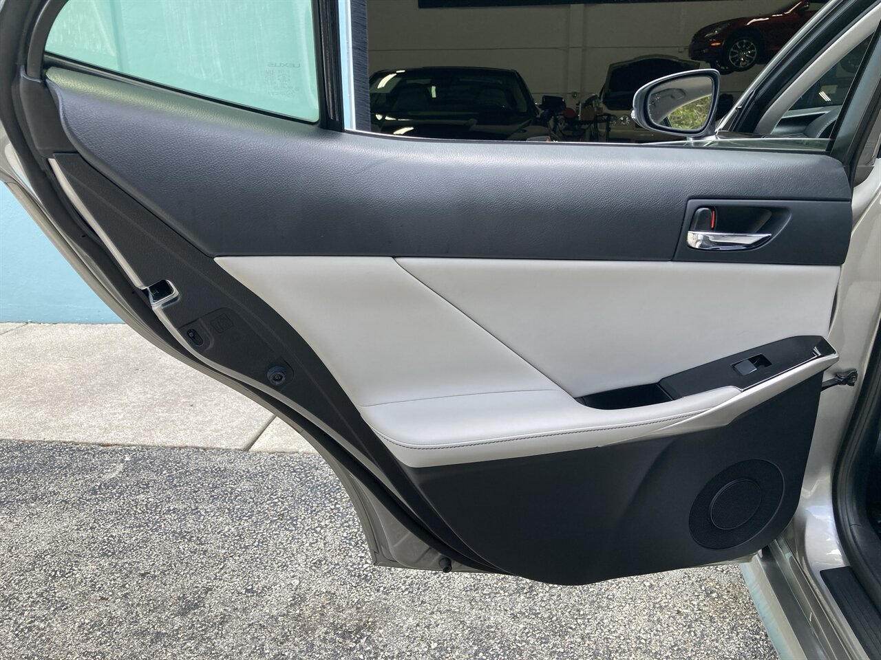 2015 Lexus IS 350 - Photo 37 - Stuart, FL 34997