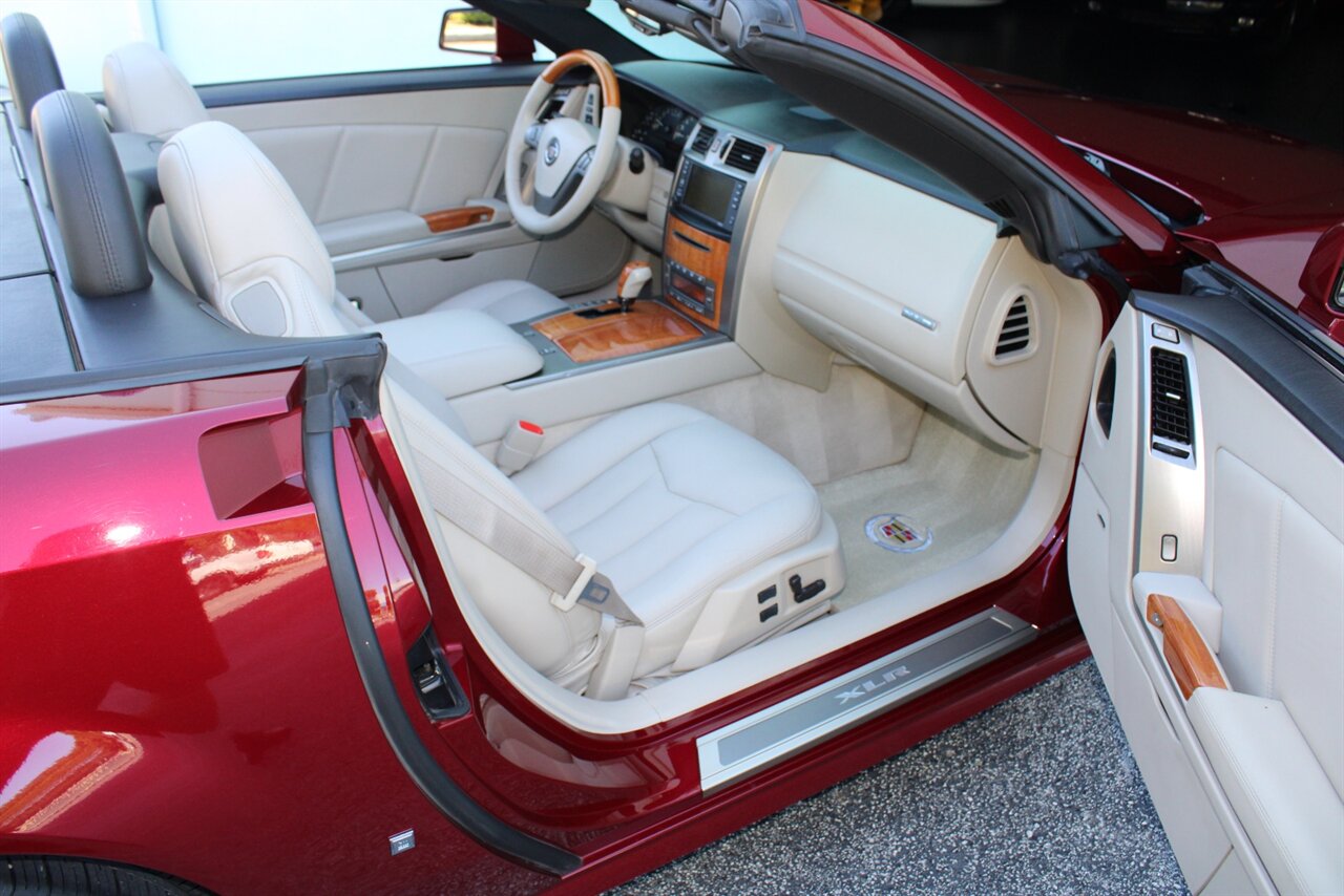 2006 Cadillac XLR   - Photo 17 - Stuart, FL 34997