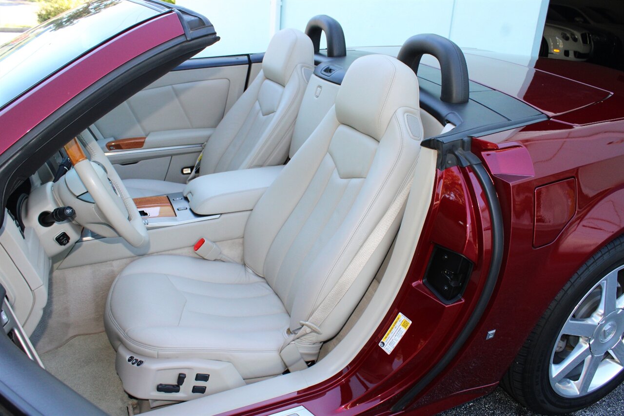 2006 Cadillac XLR   - Photo 15 - Stuart, FL 34997