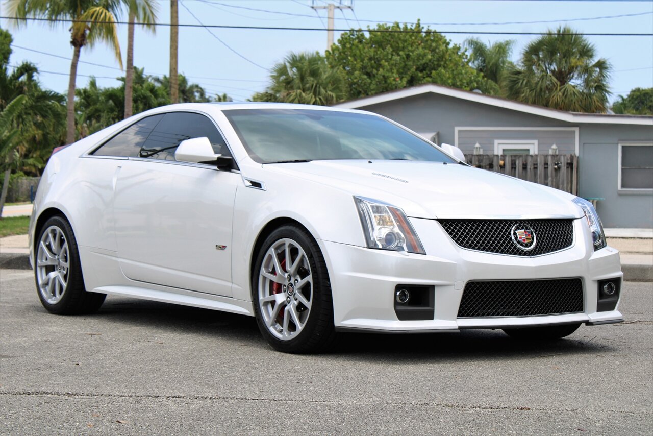 2015 Cadillac CTS-V 6 Speed Manual Transmission   - Photo 10 - Stuart, FL 34997