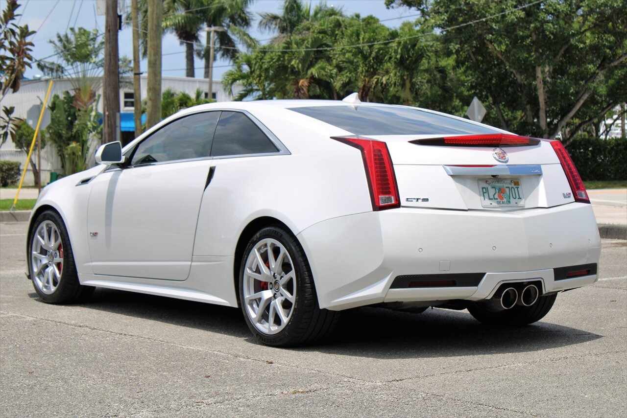 2015 Cadillac CTS-V 6 Speed Manual Transmission   - Photo 12 - Stuart, FL 34997