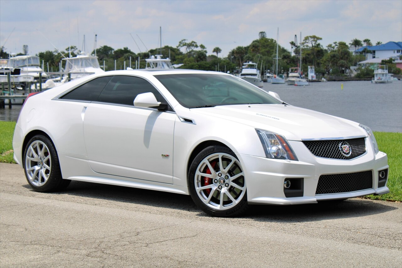 2015 Cadillac CTS-V 6 Speed Manual Transmission   - Photo 4 - Stuart, FL 34997