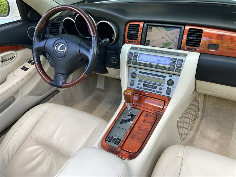 2007 Lexus SC 430  