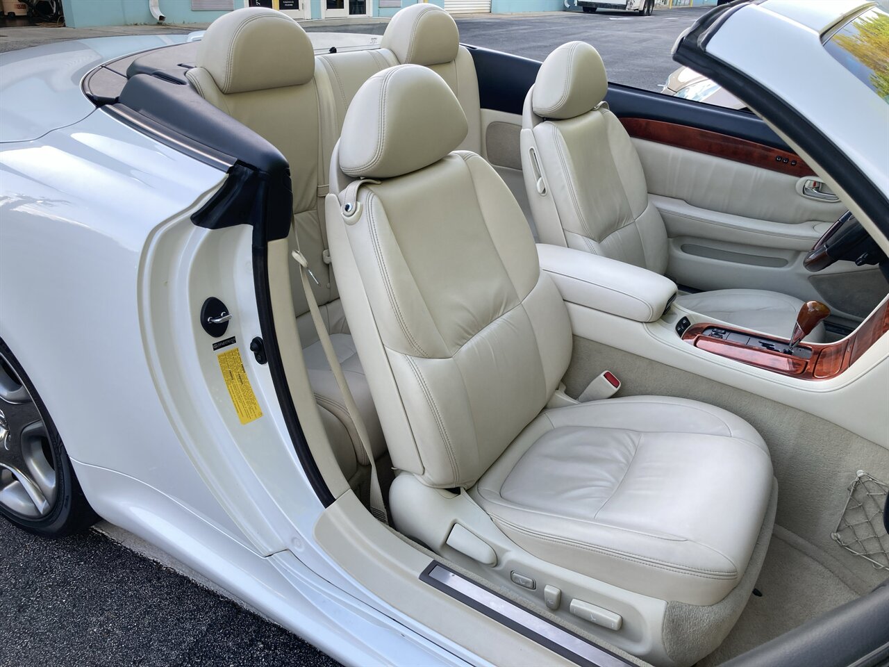 2007 Lexus SC 430   - Photo 16 - Stuart, FL 34997