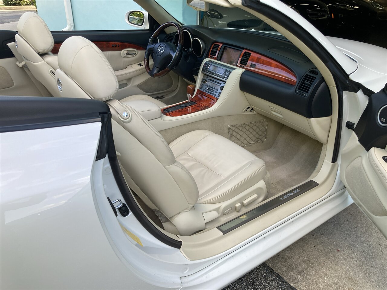 2007 Lexus SC 430   - Photo 17 - Stuart, FL 34997