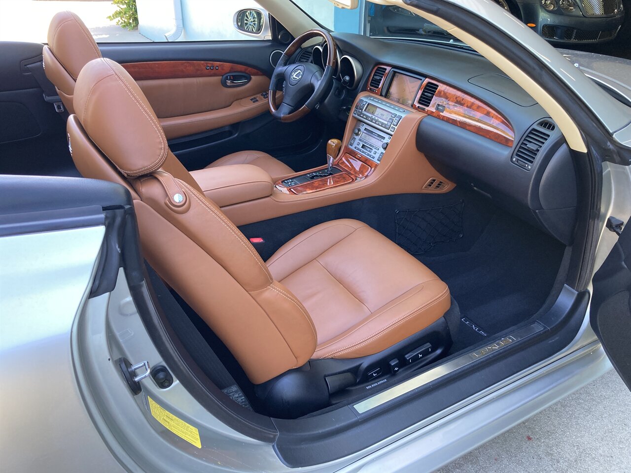 2005 Lexus SC 430   - Photo 17 - Stuart, FL 34997