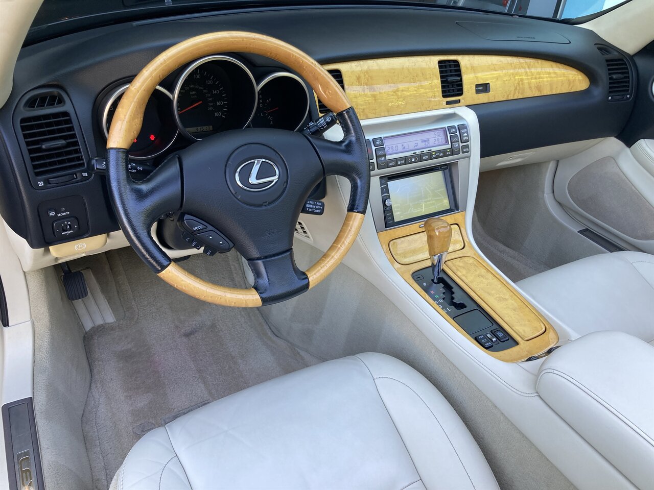 2002 Lexus SC 430   - Photo 20 - Stuart, FL 34997