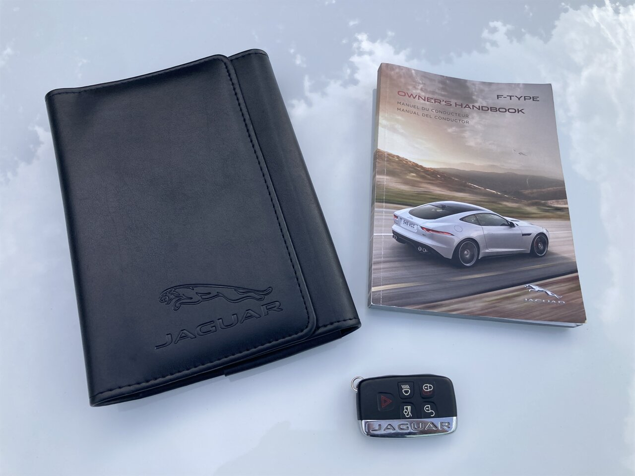2016 Jaguar F-TYPE R - Photo 30 - Stuart, FL 34997