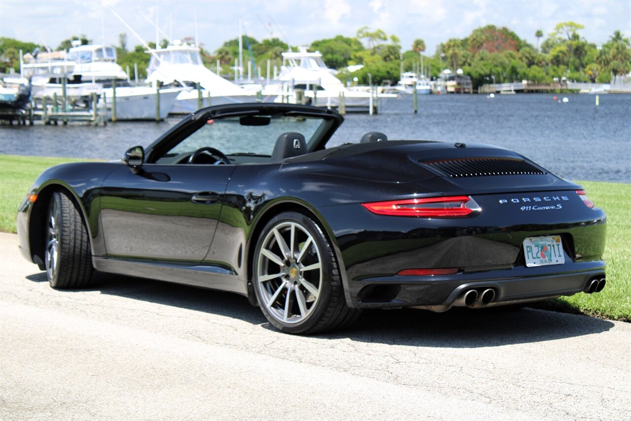 2018 Porsche 911 Carrera S   - Photo 5 - Stuart, FL 34997