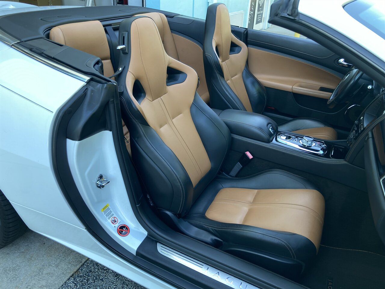 2014 Jaguar XK XKR   - Photo 16 - Stuart, FL 34997