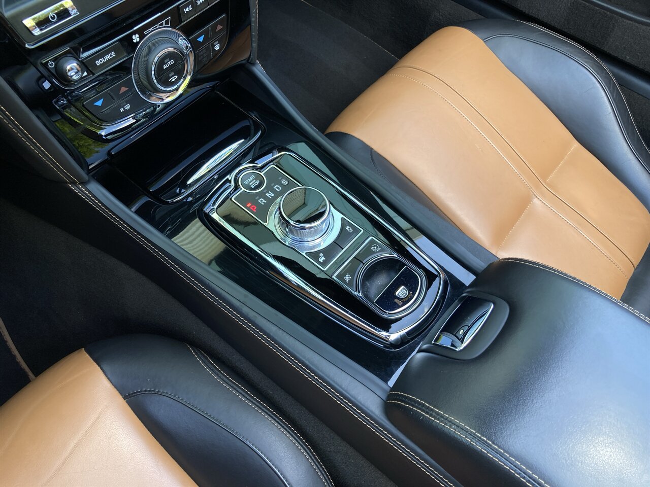 2014 Jaguar XK XKR   - Photo 25 - Stuart, FL 34997