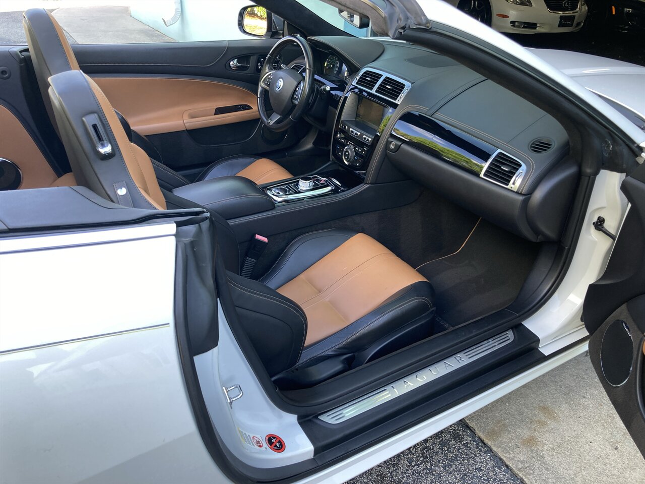 2014 Jaguar XK XKR   - Photo 17 - Stuart, FL 34997