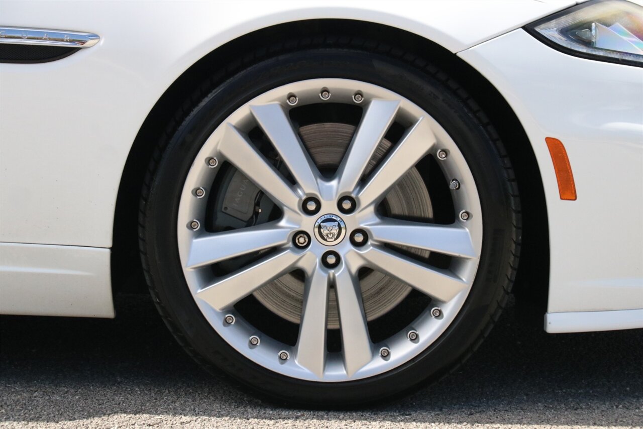 2014 Jaguar XK XKR   - Photo 16 - Stuart, FL 34997