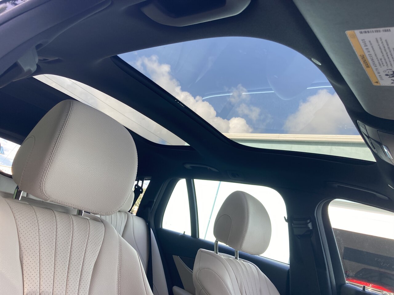 2019 Mercedes-Benz E 450 4MATIC - Photo 33 - Stuart, FL 34997