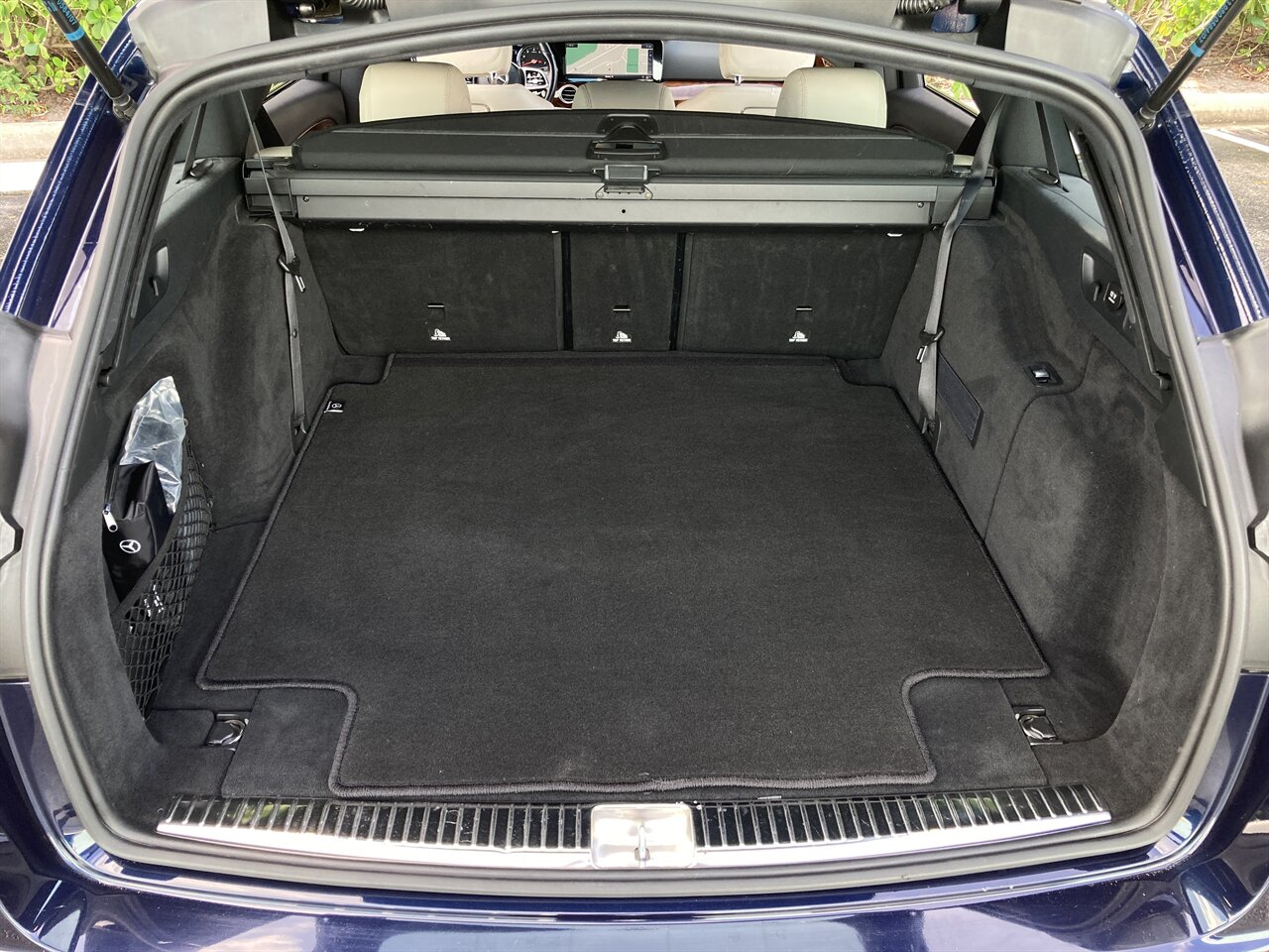2019 Mercedes-Benz E 450 4MATIC - Photo 39 - Stuart, FL 34997