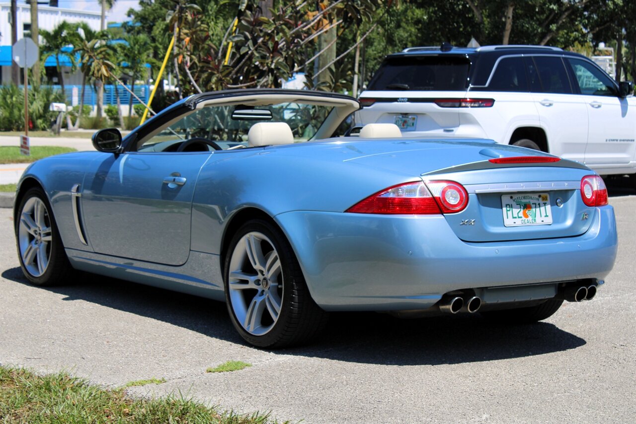 2007 Jaguar XKR   - Photo 12 - Stuart, FL 34997