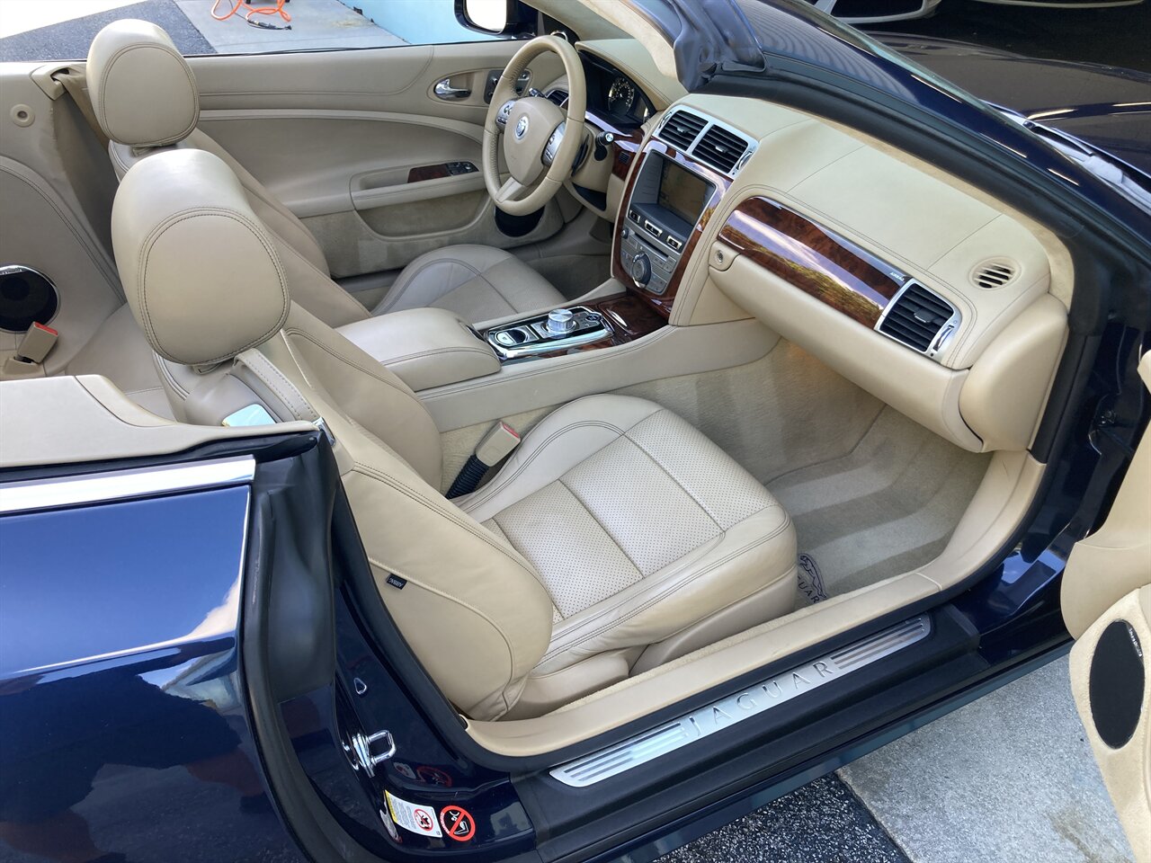 2010 Jaguar XK   - Photo 19 - Stuart, FL 34997