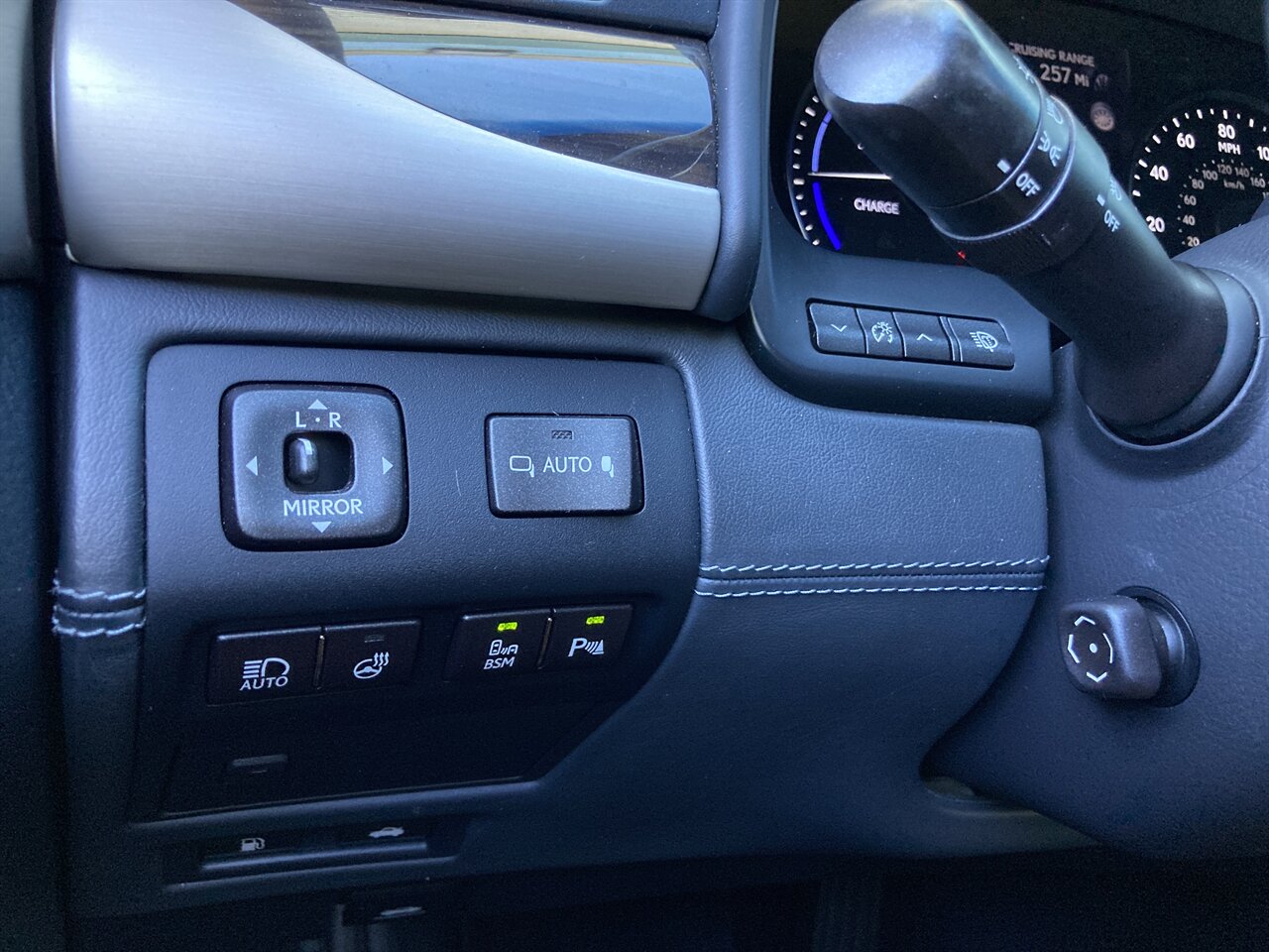 2016 Lexus LS 600h L   - Photo 29 - Stuart, FL 34997