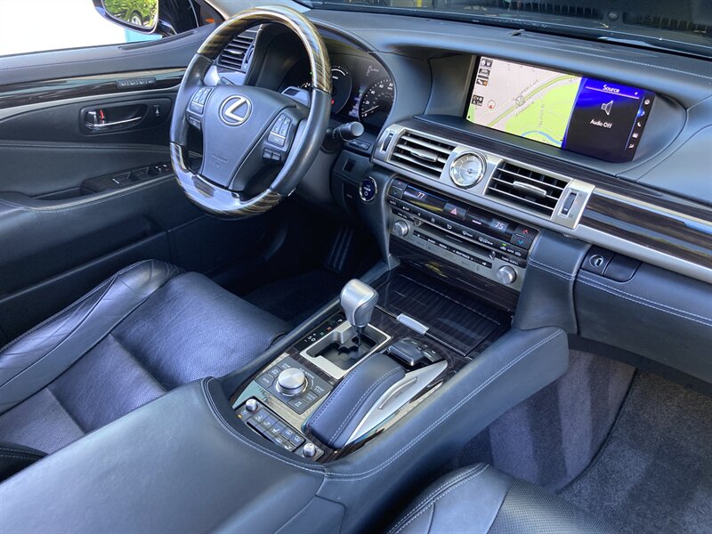 2016 Lexus LS 600h L