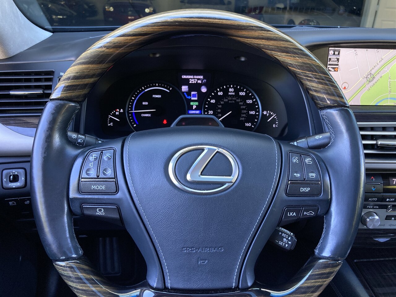 2016 Lexus LS 600h L   - Photo 30 - Stuart, FL 34997